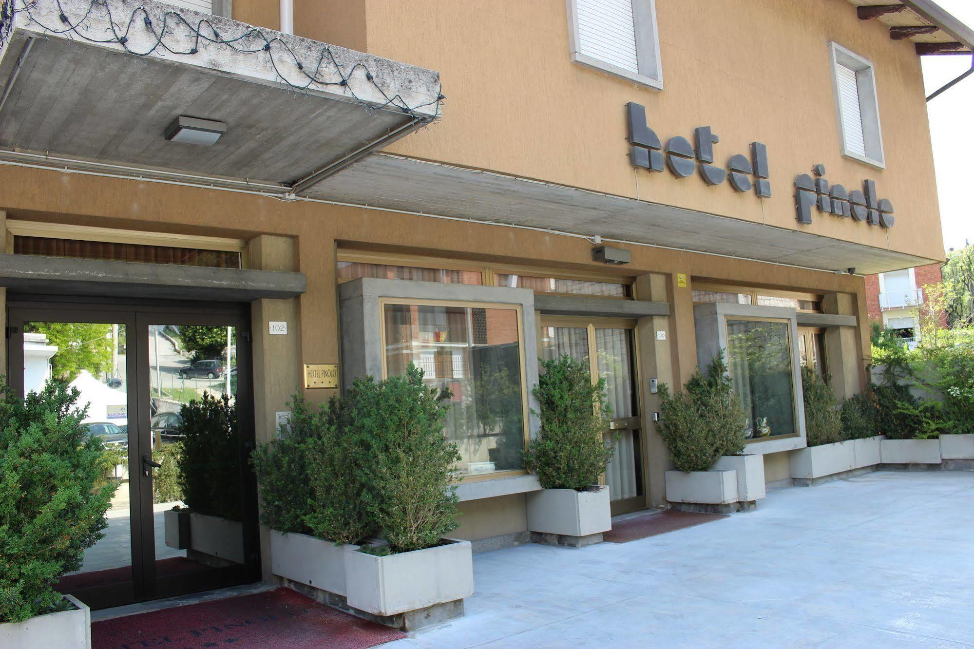 Hotel Pinolo Gubbio Exteriér fotografie