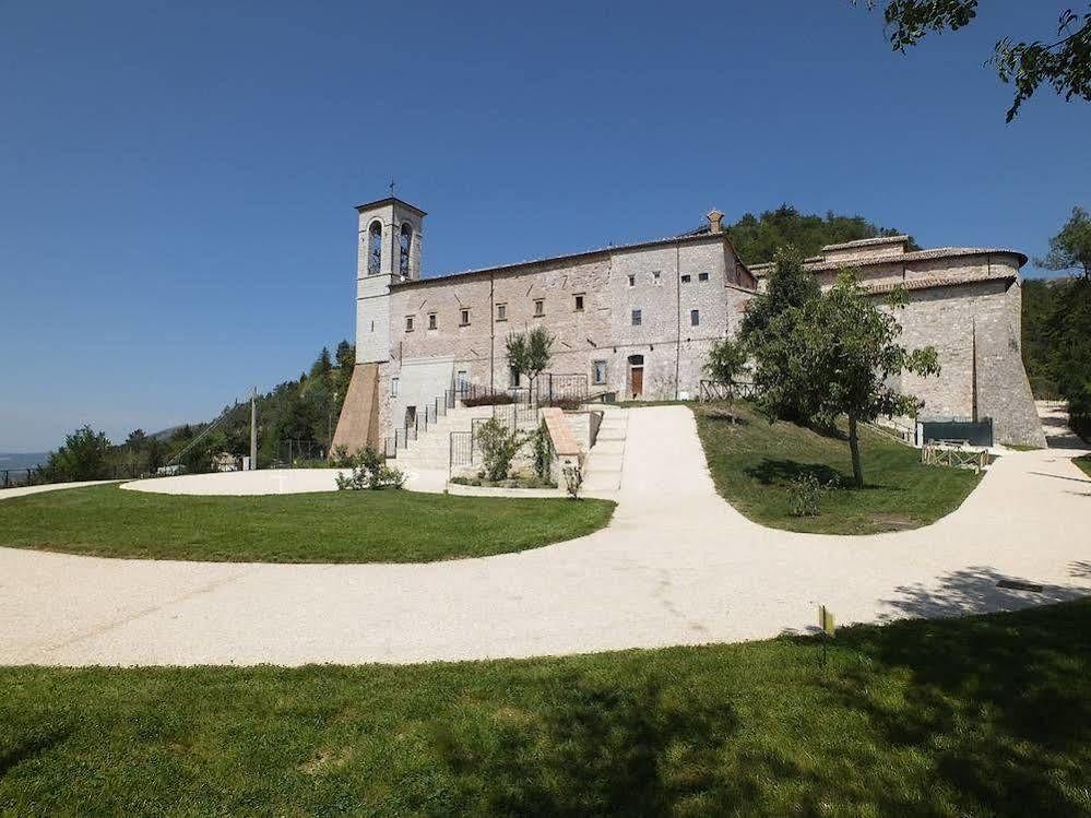 Hotel Pinolo Gubbio Exteriér fotografie